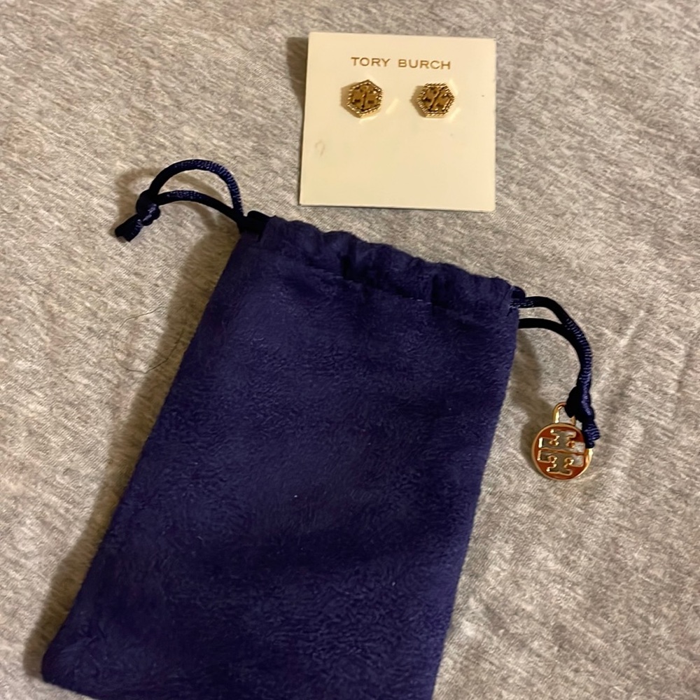 Tory Burch circle studs beautiful